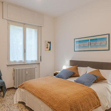 Lovely & Quiet Apartment - With Balcony & Parking Côme Esterno foto