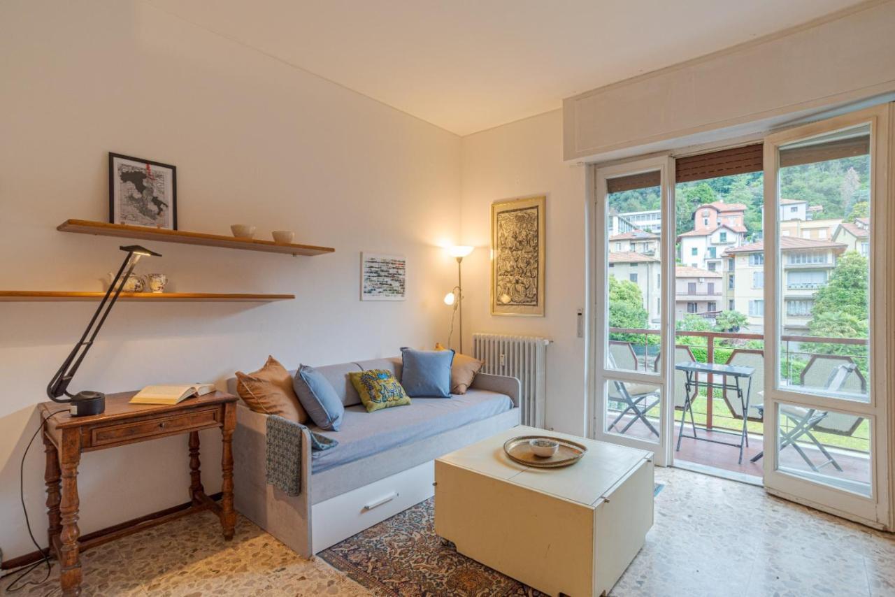 Lovely & Quiet Apartment - With Balcony & Parking Côme Esterno foto